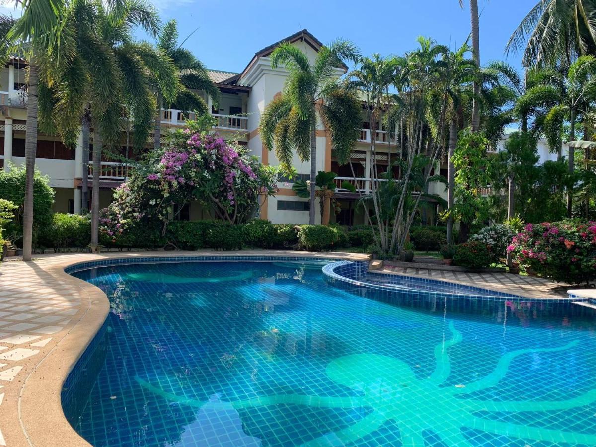 Rattana Guesthouse&Bungalow Pantai Chaweng Luaran gambar