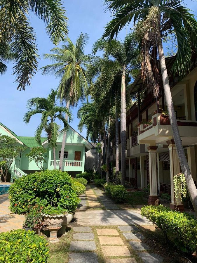 Rattana Guesthouse&Bungalow Pantai Chaweng Luaran gambar