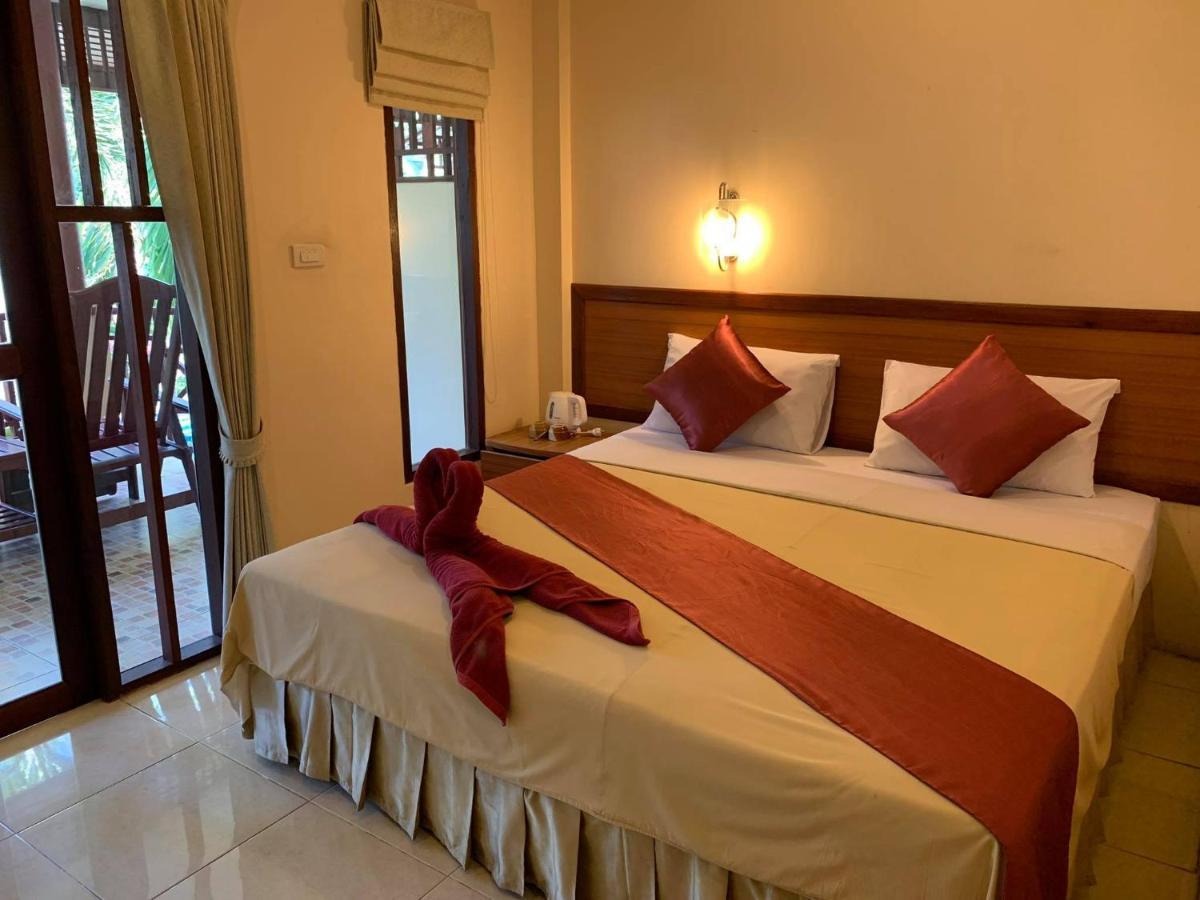 Rattana Guesthouse&Bungalow Pantai Chaweng Luaran gambar