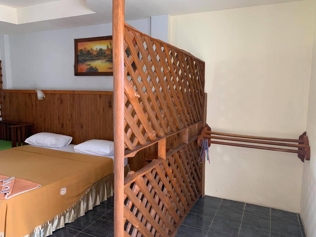 Rattana Guesthouse&Bungalow Pantai Chaweng Luaran gambar