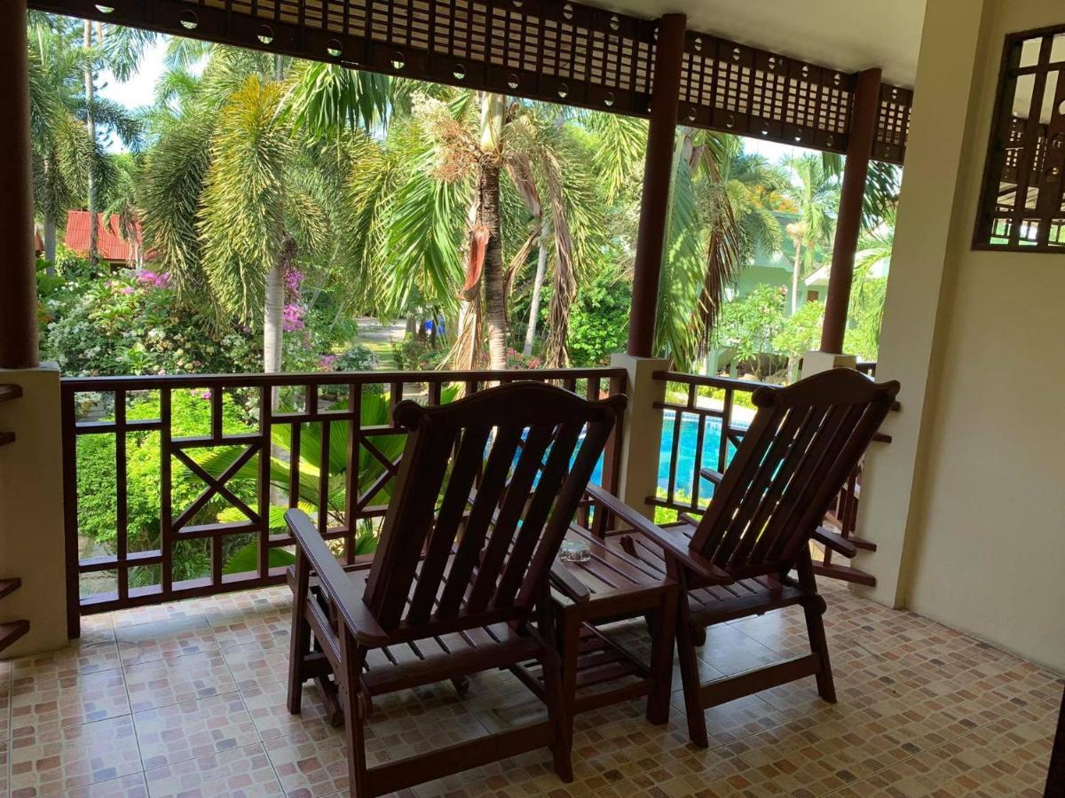Rattana Guesthouse&Bungalow Pantai Chaweng Luaran gambar