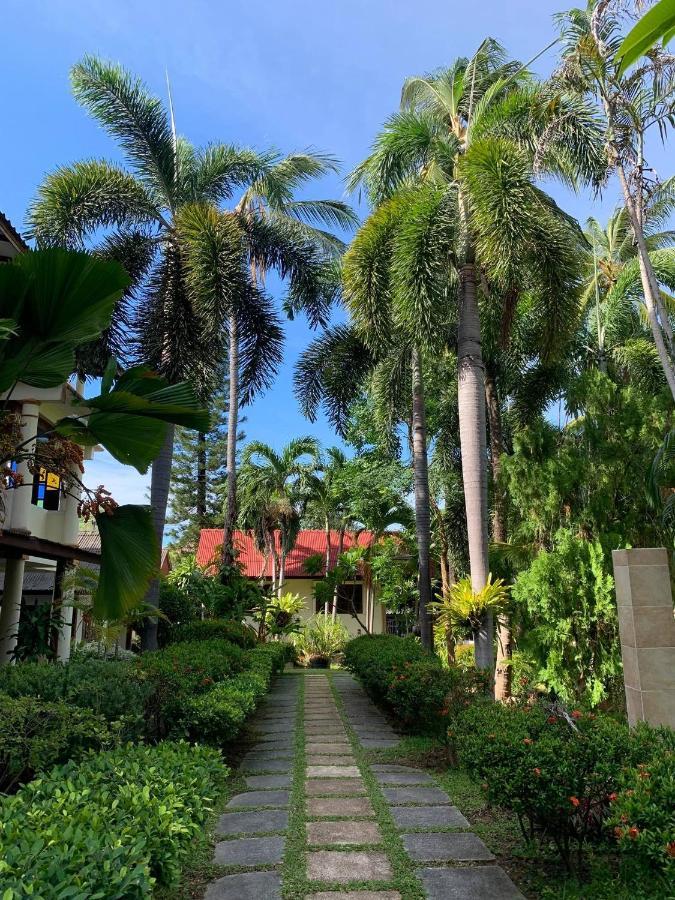 Rattana Guesthouse&Bungalow Pantai Chaweng Luaran gambar
