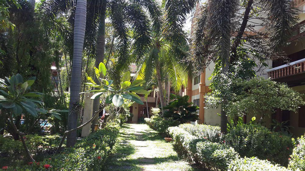 Rattana Guesthouse&Bungalow Pantai Chaweng Luaran gambar