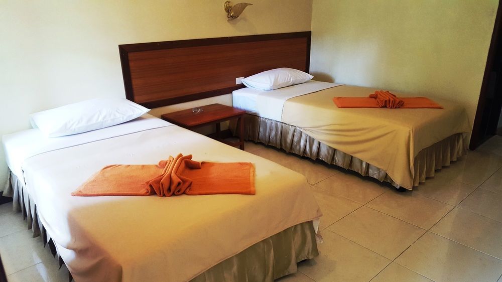 Rattana Guesthouse&Bungalow Pantai Chaweng Luaran gambar