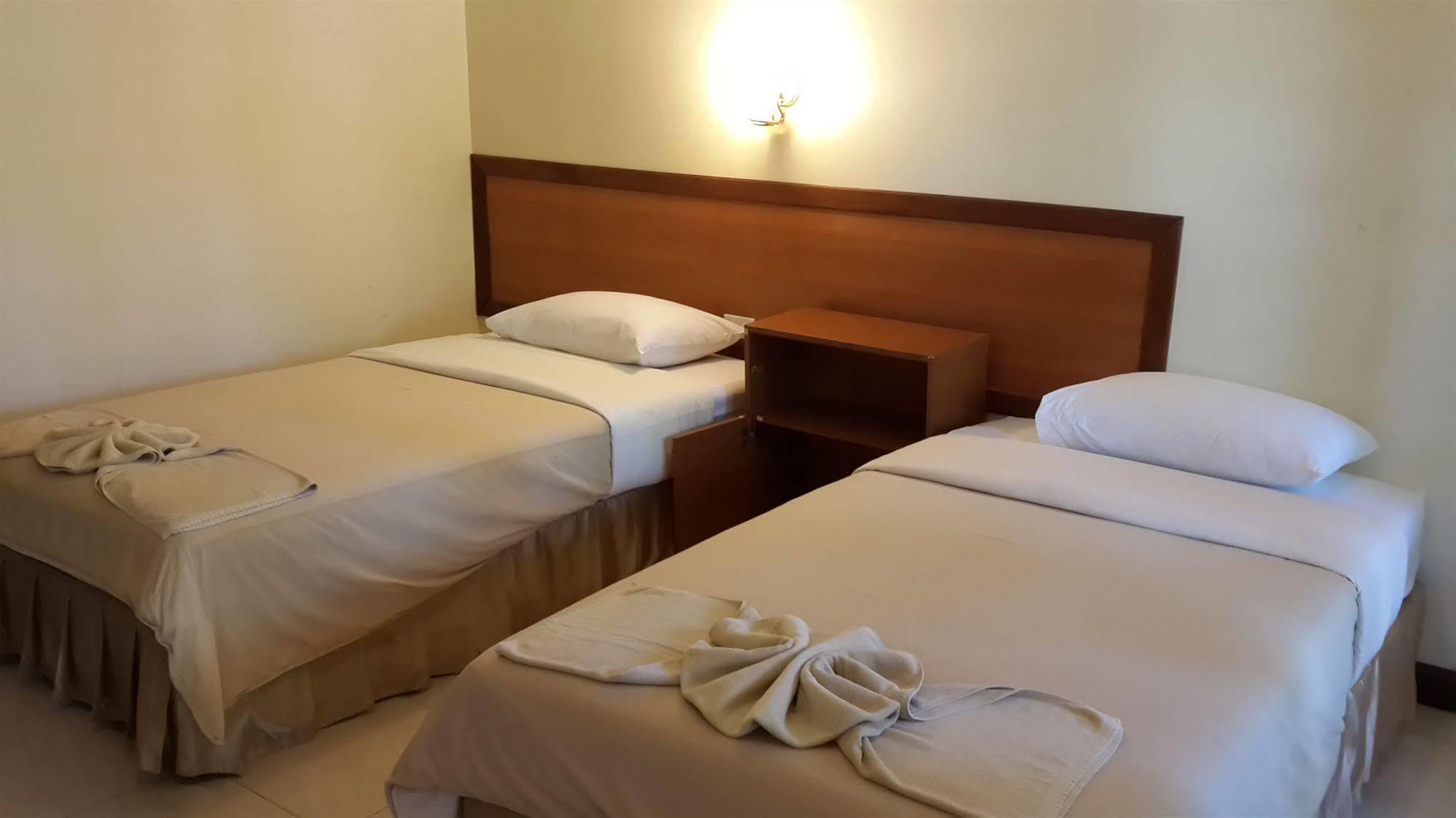 Rattana Guesthouse&Bungalow Pantai Chaweng Luaran gambar
